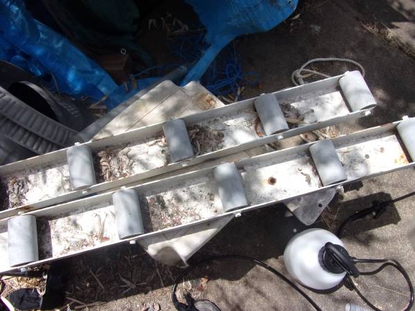 Boat trailer rollers 1