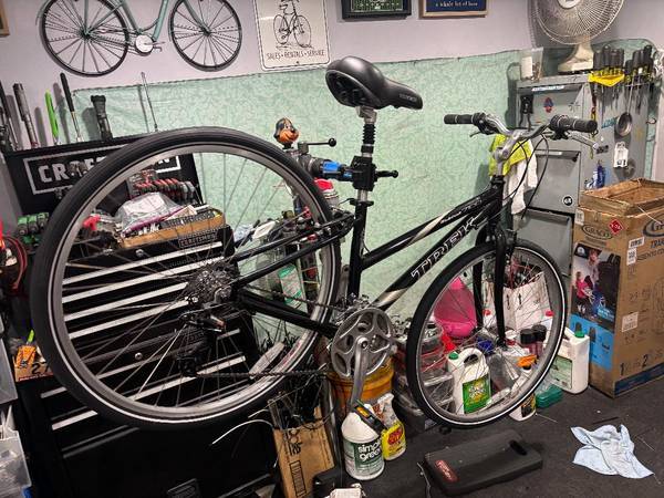 TREK BIKES-RECONDITIONED-REAL NICE CHOICES HIGH QUALITY 1