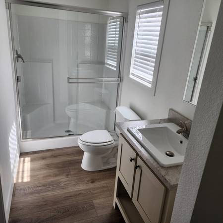 $1,100 / 2br - ¡HERMOSA CASA NUEVA DE 2024 EN UNA COMUNIDAD DE RETIRO DE 55+! $1,100 (TUCSON)63674947126019124