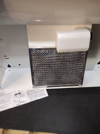 Nutone 24" white vent hood 1