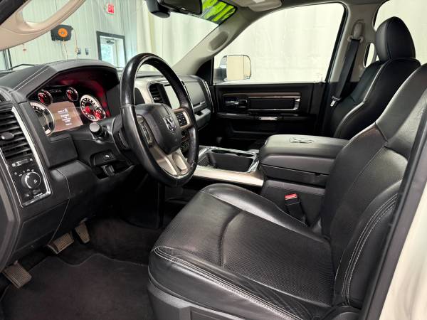 2017 RAM LARAMIE 1500 HEMI - Photo 8