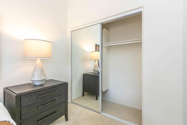 $2,789 / 2br - 1154ft2 - Your New Home: Modern Kitchen, Pools, Spas + Gated Access (17621 W. Pauline Ct., Canyon Country, CA)63701092446337120