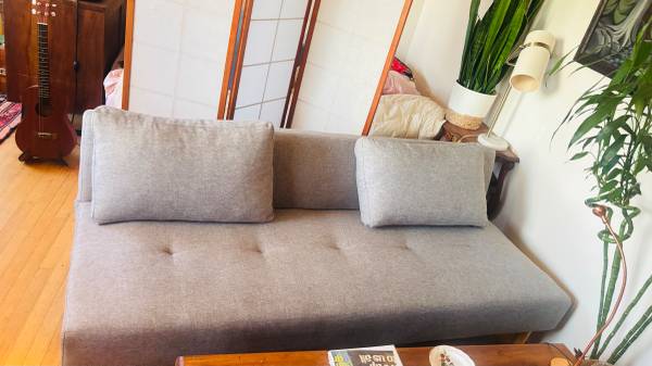 folding mini couch 1