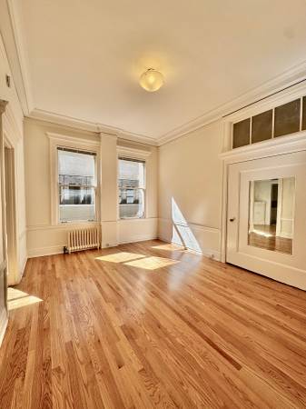 $1,925 Elegante, soleado, amplio estudio con comedor en edificio clásico de SF (lower nob hill)63836554171651120