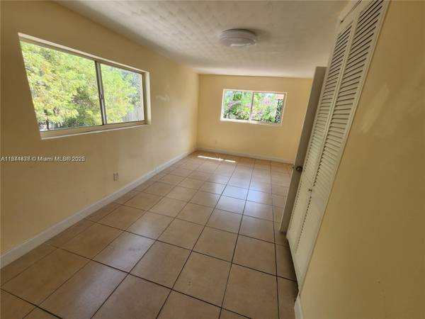 $2,100 / 2br - ALL NEW AND PERFECT 2 BED 1 BATH UNIT (HALLANDALE)63906442667779124
