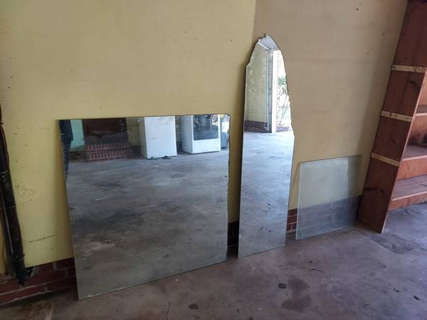Various mirrors and glass panes 1