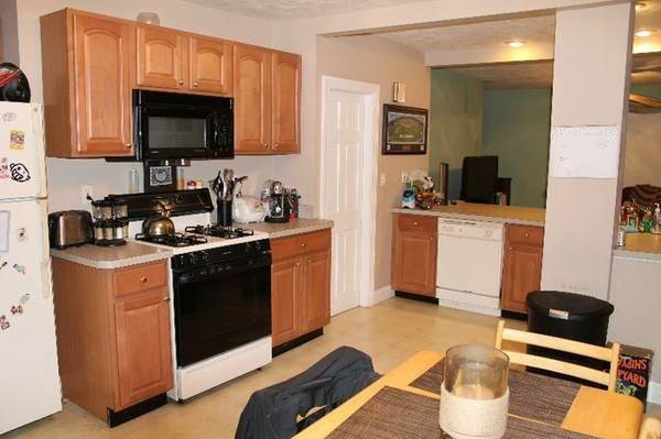 $2,300 / 1br - 1006ft2 - Apartamento de una habitación cerca de la Biblioteca Pública de Waltham (Waltham)63655319545731120
