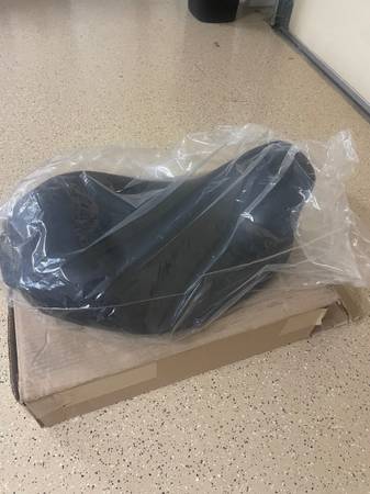 Solo seat for Touring Harley Davidson Motorcycle 1