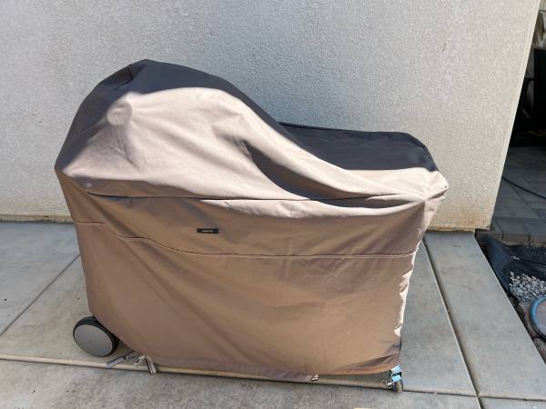 Weber Summit Kamado S6 - $850 (Elk Grove)63440042096257123