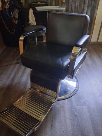 Barber chair 1