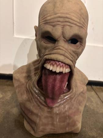 Composite Effects High CFX Quality Silicone Halloween Mask 1