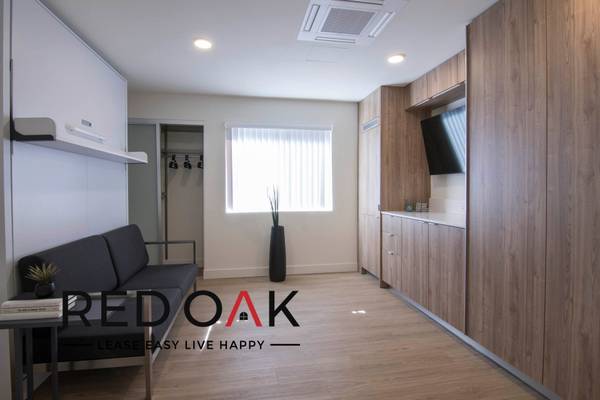 $1,325 / 189ft2 - Relaxing Private Suite w/ Laundry, Pool & On-Site Maintenance! (West Hills)63857624195331122