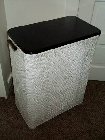 Antique HAMPER Hawkeye Clothes Laundry 1950s Vintage Burlington Basket 1