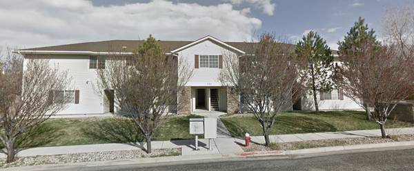 $1,195 / 2br - Cute 2 bedroom, 2 bath apartment!! (Cedar City)63932587337346120