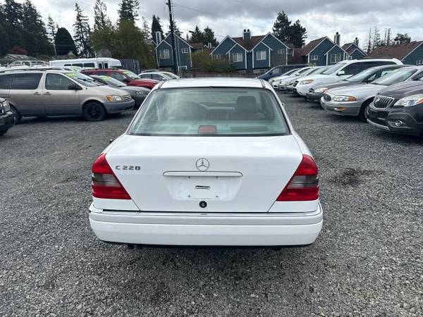 1995 Mercedes-Benz C-Class C220 - $6,999 (Lynnwood, WA)63654707359491123
