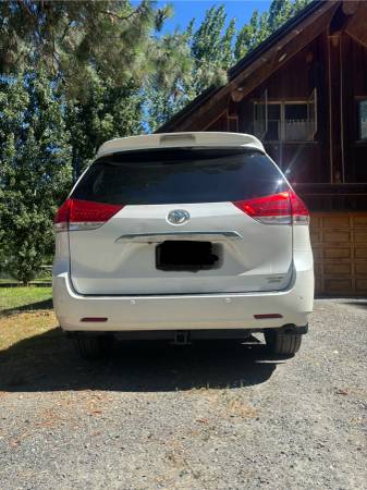 Toyota Sienna AWD - lifted minivan camper! - $16,800 (Leavenworth)63442590302721122