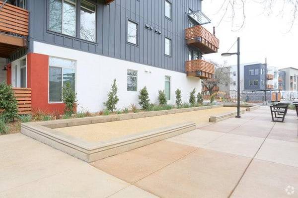 $2,695 / 2br - 1009ft2 - SPECIALS! Modern 1 Bedroom, Next to Scenic Parks  Wineries (santa rosa)63695878180227121