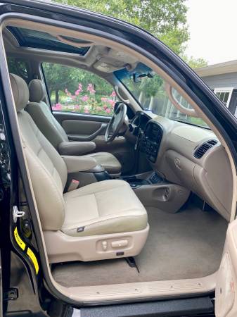 2006 Toyota Sequioa - $5,700 (Austin tx)63439668868481123