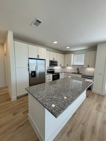 Spacious two-bedroom available for immediate move-in 1