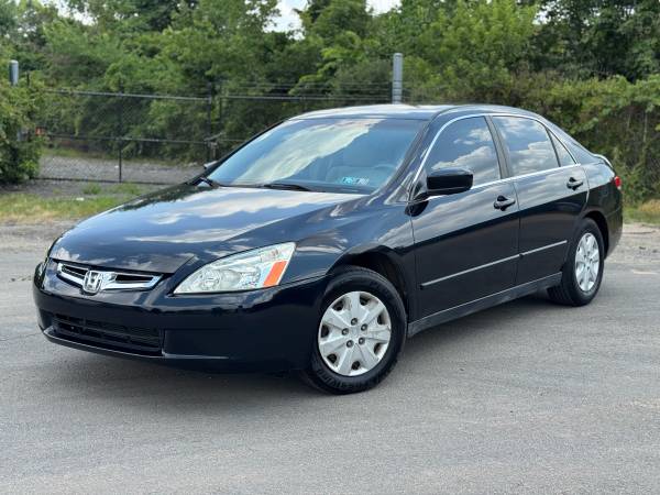 Honda Accord LX 2004 - 99k millas - $6.195 (Sterling)63616539204483121