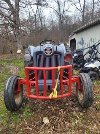 Ford 860 tractor 1
