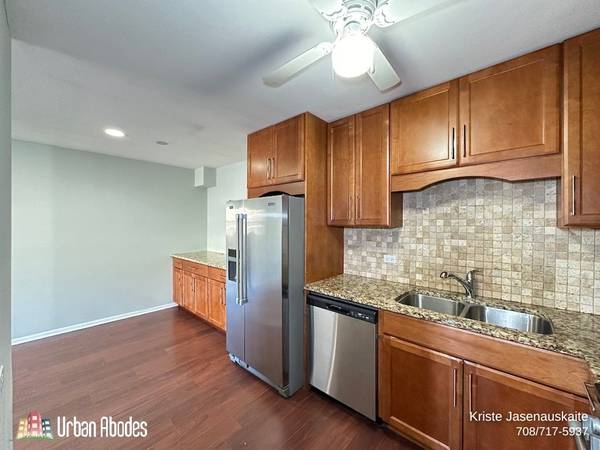 $2,395 / 2br - 1000ft2 - $300 off First Months Rent  2 Bedroom, 2 Bath in Highland Park (Highland Park)63781631570177124
