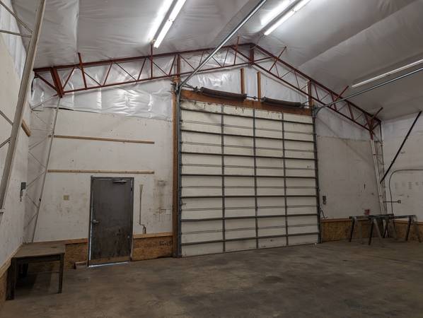 $2,000 / 2000ft2 - Insulated/ Heated Shop (Walla Walla)64193141428866121