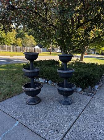 Two, Bronze 3-Tier Garden Flower Fountain Planters 1
