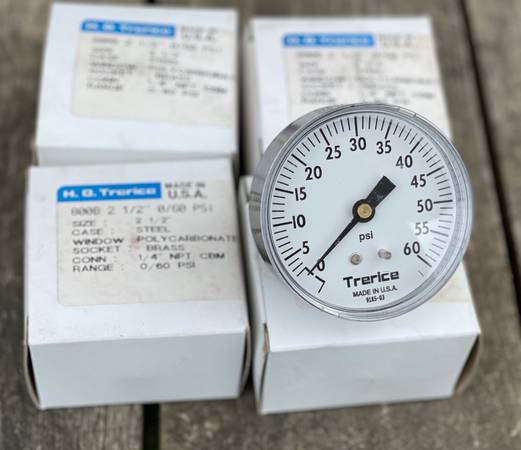 (4) pressure gauges, new! 1