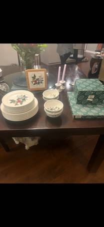 Portmeirion holiday dishware 1