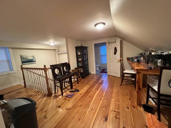 $3,600 / 6br - 2600ft2 - Brand New Listing 1 Block from Umass South Campus Huge House (Lowell)63614216368001122