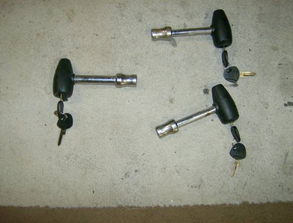 Receiver hitch lock 5/8 1