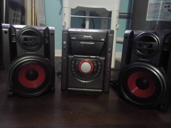 Boom box 1