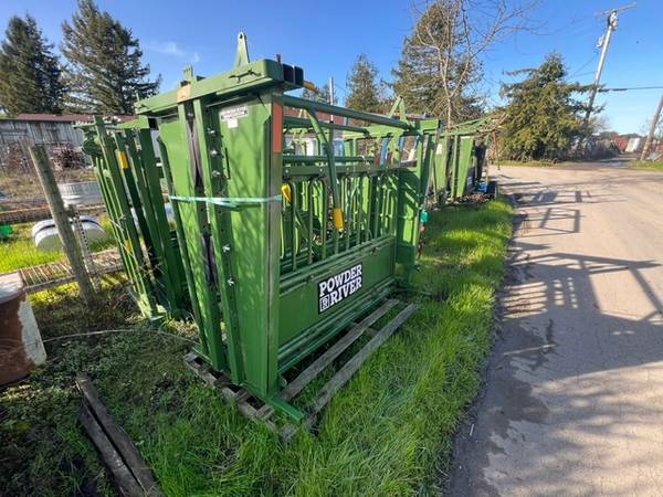 squeeze chute powder river new 1