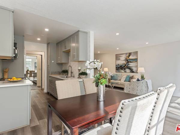 $1,400 / 1br - ******unit located in the highly sought-after Somerset Condos. ***63701148649091124