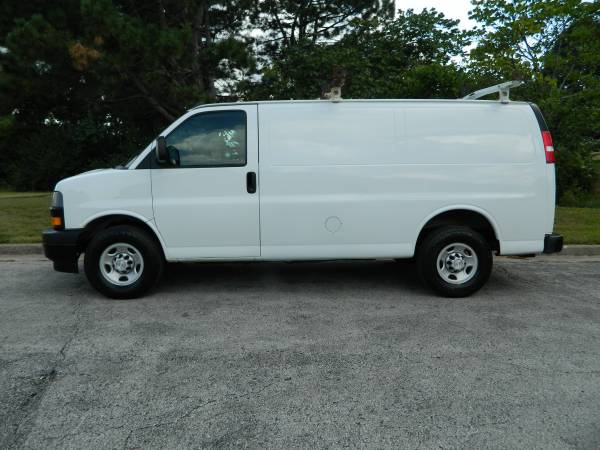 2019 Chevrolet Express 2500 - Photo 4