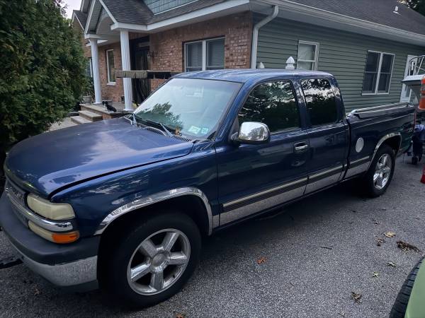 2001 Chevy Silverado ext cab 1