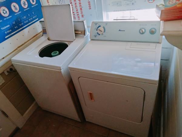 Lavadora Maytag y secadora Amana a gas, juego en funcionamiento - $40 (stockton)63471027735555120