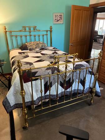 Antique Brass Bed 1