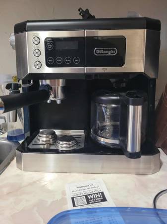 De'Longhi All-in-One Combination Coffee and Espresso Machine 1