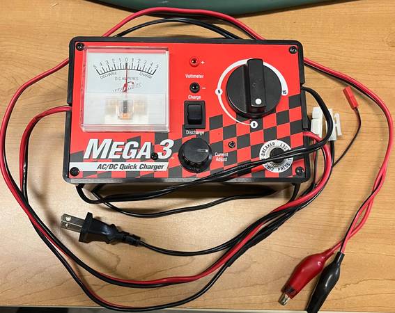 Dynamite Mega 3 AC/DC Quick Charger - Electrical Plug In 1