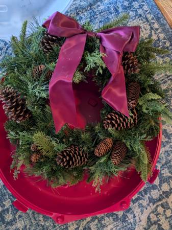 Christmas Wreath w/ Lights and Storage Case 1