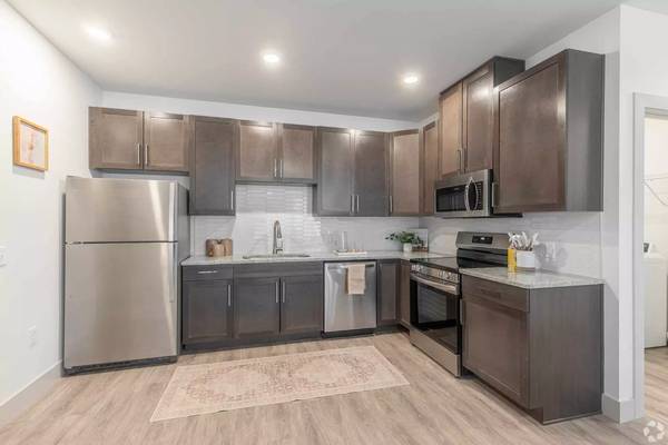 $2,175 / 3br - 1218ft2 - Check out sparkling new 3 BR / 2 BA in Boardman! (Boardman)63898474792834121