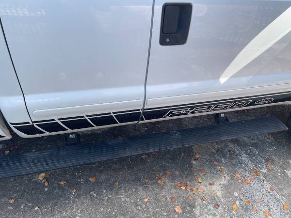 2003 Ford F250 XLT - Photo 4