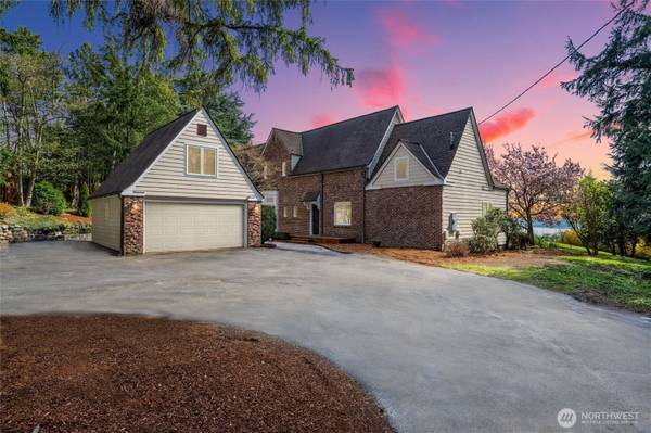 $1,997,500 / 4 hab - 4215 pies² - Propiedad privada frente al agua con amplias vistas a la bahía (Bellingham)63509555528705122