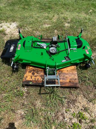 John Deere 60D Mower Deck 1