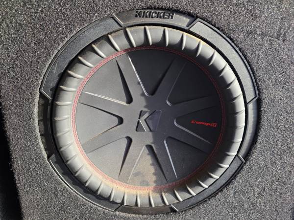 Kicker CompR 12" Loaded Subwoofer Enclosure w/AMP 1