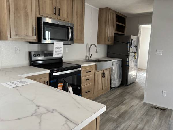 $1,700 / 4br - Casas prefabricadas nuevas. ¿Mal crédito? ¿Sin terreno? ¡NINGÚN PROBLEMA! (corpus christi)64036541857025120