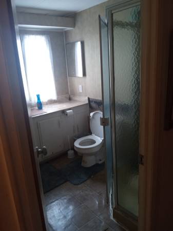 $200 / 1br - 136ft2 - Private room in large dblwide. (Pompano Beach)63906442446467122
