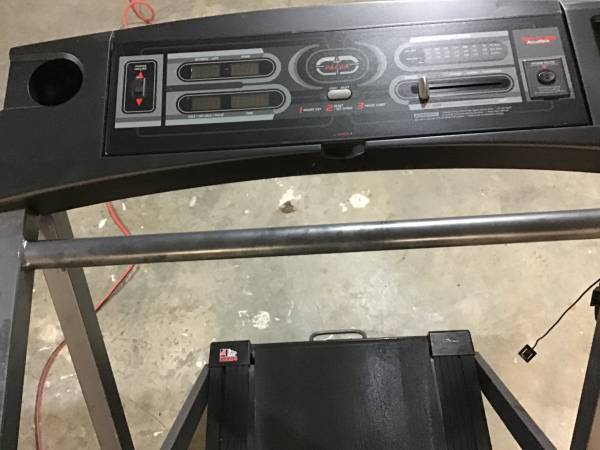Treadmill 1